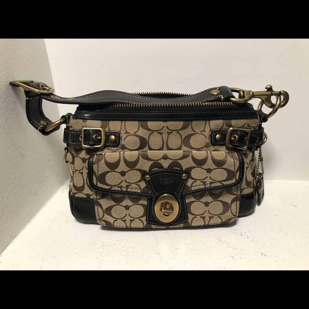 Authentic Vintage Leather Coach Purse!